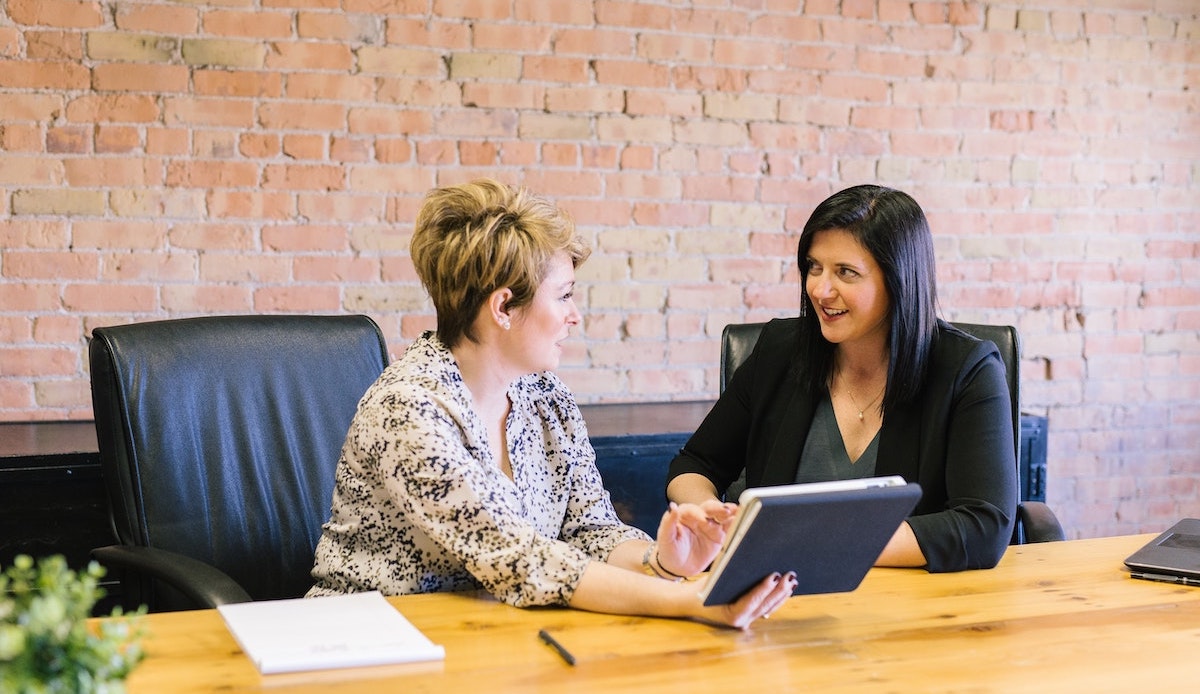 入社面談で志望動機とかキャリアプランとかどーでもいいこと話すのって日本特有じゃない？